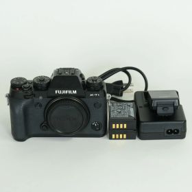 [良品 | バッテリー2個付] FUJIFILM X-T1 [ブラック] | FUJIFILM Xマウント