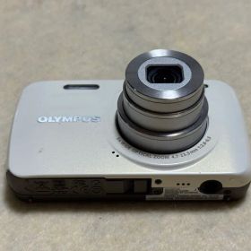 Olympus VH-210 コンパクトデジタルカメラ