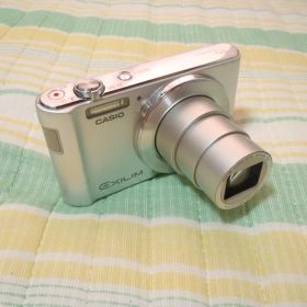 ⭕️動作品♥️美品★1610万画素★カシオEX-ZS180軽量162g光学１２倍