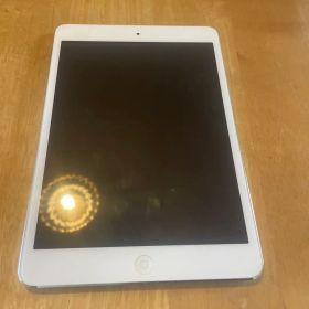 Apple社製の初代iPad mini