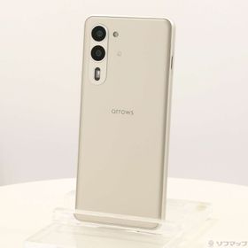 (中古)FCNT arrows We2 Plus 256GB シャンパンシルバー M06 楽天 SIMフリー(262-ud)
