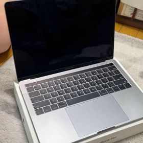 Macbook Pro 13" 2017 16GB 256GB Touchbar