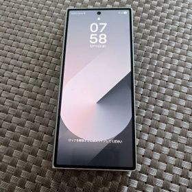Samsung Galaxy Z Fold6 本体 ホワイト 美品