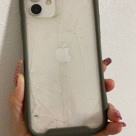 iPhone 12 ホワイト 64 GB SIMフリー 人気カバー付き