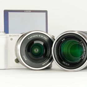 極美品 SONY α5100 Wズーム 子供の一瞬を逃さない 高速AF 811