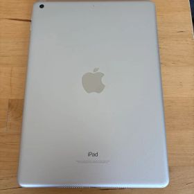 iPad (第6世代) MR7Q3JA 32GB