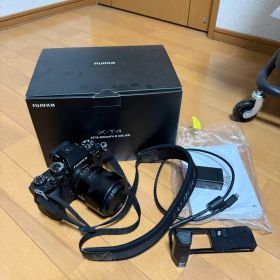 Fujifilm X-T4 ミラーレス一眼 本体 レンズなし