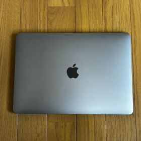 MacBook Pro M2 13インチ メモリ16GB ストレージ512GB
