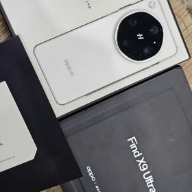 OPPO Find X9 Ultra ホワイト