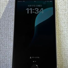 iPhone SE 第三世代 iFaceケース付き