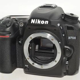 260425★極上★Nikon デジタル一眼レフカメラ D7500 ボディ ブラック