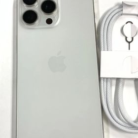 ほぼ無傷 バッテリー96％SIMフリー iPhone15 Pro Max 256GB ホワイトチタニウム