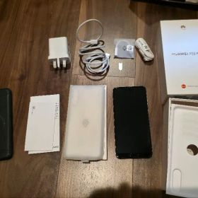 HUAWEI P20 Pro 海外版 super chargeアダプター2個付