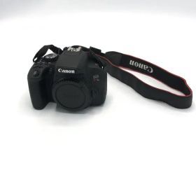 【中古】CANON EOS 80D EF-S18-135 IS USM レンズキット ブラック デジタル一眼レフカメラ キヤノン[10]