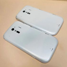 2台 らくらくスマートフォン F-42A ドコモ ホワイトーA5060