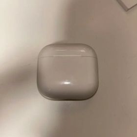 AirPods 4