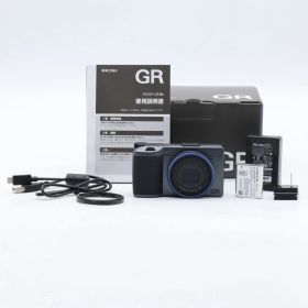 【ショット数1】RICOH GR IIIx Urban Edition｜APS-C 高画質コンパクトデジタルカメラ｜40mm相当GRレンズ・手ブレ補正搭載 リコー【中古】