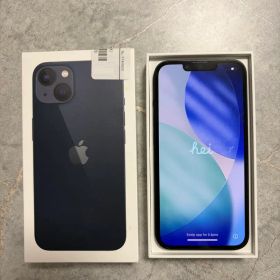 Apple iPhone 13 ブラック