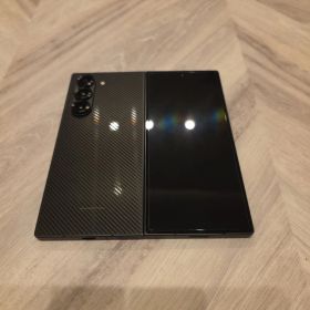 【限定カラー】Galaxy Z Fold6 クラフテッドブラック※おまけ付