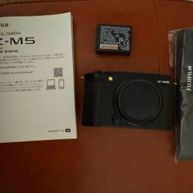 FUJIFILM x-m5 付属品、箱あり