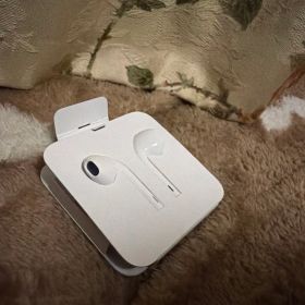 Apple EarPods Lightning 純正iPhoneイヤホン