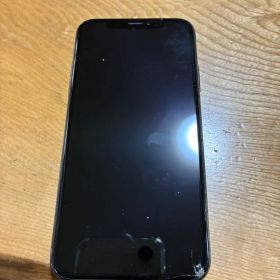 iPhone Xs スペースグレー 256GB 画面ひびあり