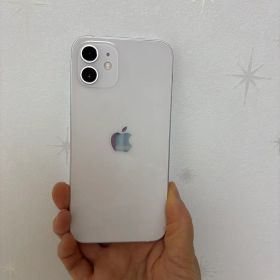 Apple iPhone 12本体