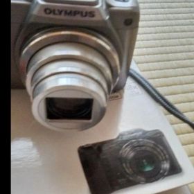 デジタルカメラ Olympus Stylus SZ-15 付属品あり 動作良好