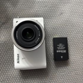 Nikon 1 J1 26040724