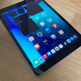 Apple iPad 10.2インチ シルバー