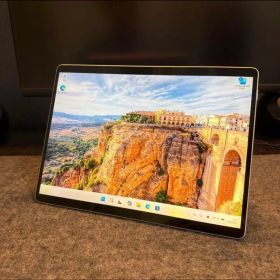 Surface Pro 8 LTE 11世代 Core i5 SIMフリー