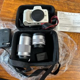 Canon EOS Kiss M2 ダブルズームキット [ホワイト] キヤノン