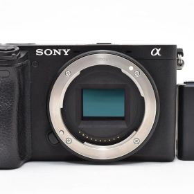 584ショット! 極上品 Sony α6400 ボディブラック ち０１０
