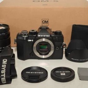 1069★新品級・ショット数1450回★OM SYSTEM OM-5 12-45mm F4.0 PRO レンズキット ブラック