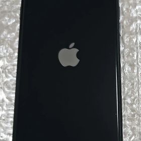 Apple iPhone SE 第3世代 ブラック 本体