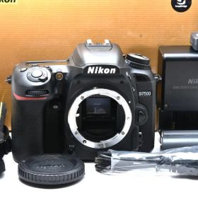 【美品】Nikon D7500 本体 デジタル一眼レフカメラ 元箱付