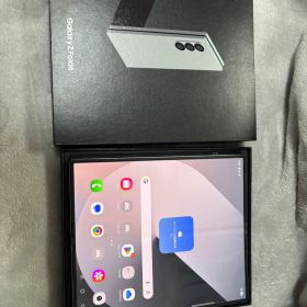 【国内版】Galaxy Z Fold6 256GB シルバー スマートフォン本体