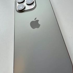 超美品 Apple iPhone 15Pro 128GB ナチュラルSimフリー