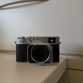 Fujifilm X100V シルバー