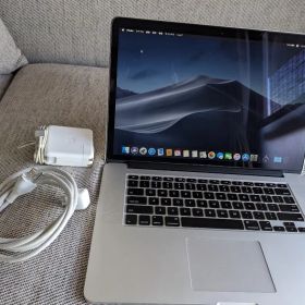 MacBook Pro 15インチ Mid 2015 256GB US配列
