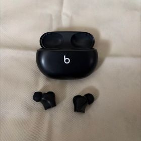 Beats Studio Buds – ワイヤレスノイズキャンセリングイヤホン