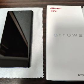 arrows NX9 F-52A(イヤホンジャック不良ぎみ)
