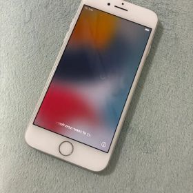 ジャンク品 iPhone7 32G シルバー [即購入NG購入前にコメント要］