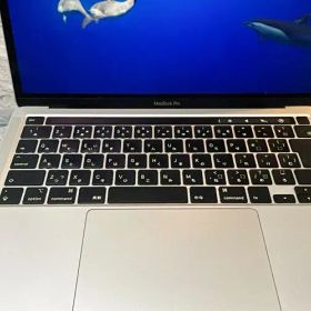 MacBook Pro 13 2020 i7 32GB 1TB