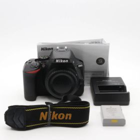 Nikon D5600 ボディー ブラック〔Nikon F マウント〕