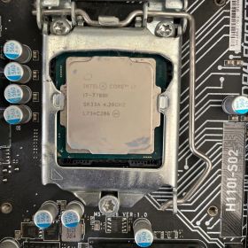 i7-7700K + H110L-S02 マザーボード