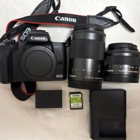 Canon EOS Kiss M ダブルズームキット ブラック 本体