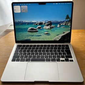 【極美品】MacBook Air M2 8/256G スターライト 箱/ハブ付