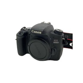 CANON◆デジタル一眼カメラ EOS 8000D EF-S18-135 IS STM レンズキット DS126481