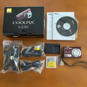 ニコン コンパクトデジタルカメラ Nikon COOLPIX S230 美品❗️